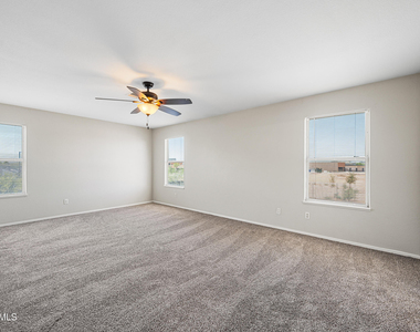 210 E Jasper Court - Photo Thumbnail 13