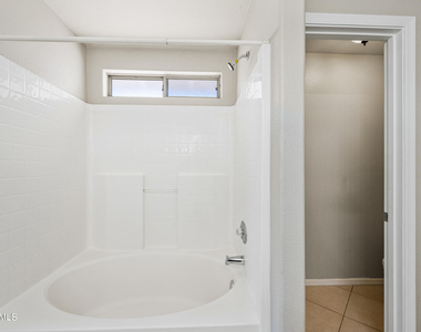 210 E Jasper Court - Photo Thumbnail 19