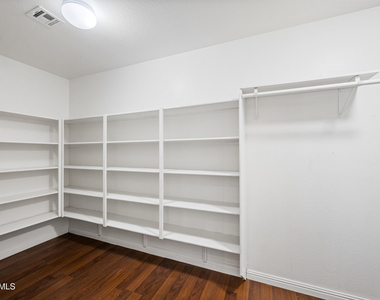 210 E Jasper Court - Photo Thumbnail 24
