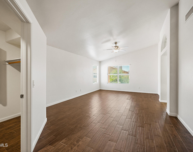 921 W Sun Coast Dr Drive - Photo Thumbnail 18