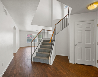921 W Sun Coast Dr Drive - Photo Thumbnail 5