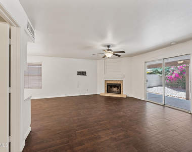 921 W Sun Coast Dr Drive - Photo Thumbnail 8