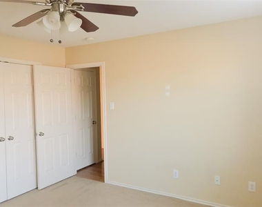 3097 Coolwood Lane - Photo Thumbnail 14