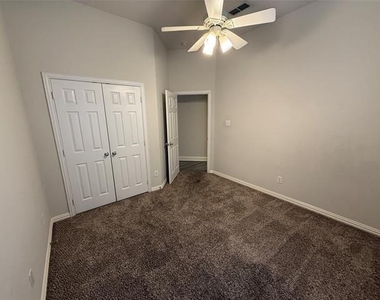 7341 Chambers Lane - Photo Thumbnail 10