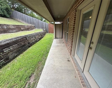 7341 Chambers Lane - Photo Thumbnail 20