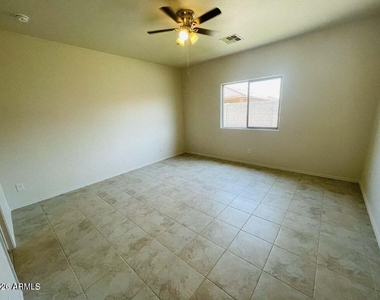 43691 W Yucca Lane - Photo Thumbnail 12