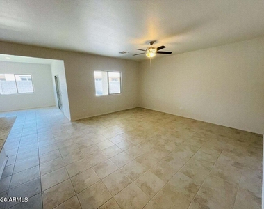 43691 W Yucca Lane - Photo Thumbnail 9