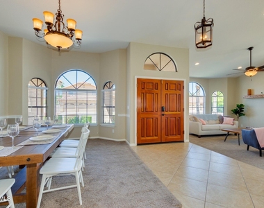 1585 W Honeysuckle Lane - Photo Thumbnail 2