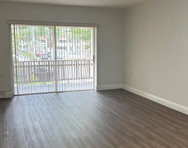 11217 Sw 88th Street - Photo Thumbnail 3