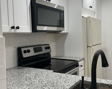 11217 Sw 88th Street - Photo Thumbnail 7