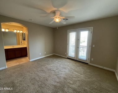 1143 E Cedar Street - Photo Thumbnail 29