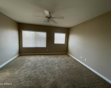 1143 E Cedar Street - Photo Thumbnail 18