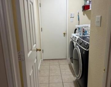 2313 Orchid Drive - Photo Thumbnail 13