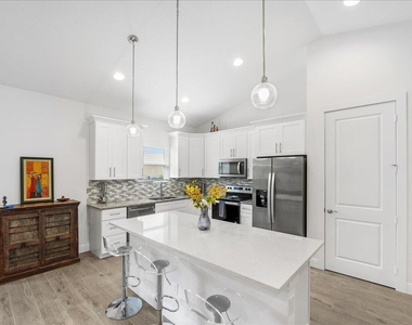 5362 Nw Akbar Terrace - Photo Thumbnail 10