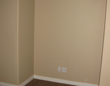 1147 E Cedar Street - Photo Thumbnail 18