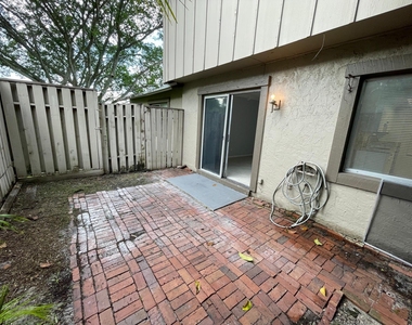 5956 Nw 21st Street - Photo Thumbnail 16