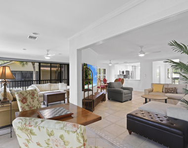 5172 Se Club Way - Photo Thumbnail 16