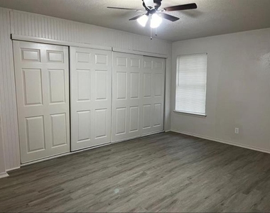 5014 Inverness Avenue - Photo Thumbnail 6