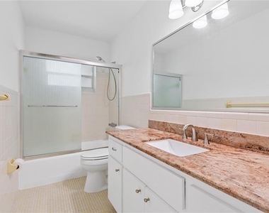 242 Neptune Avenue - Photo Thumbnail 13