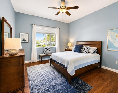 21 Harbour Isle Drive W - Photo Thumbnail 4