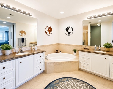 21 Harbour Isle Drive W - Photo Thumbnail 7