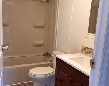 10629 S 228th Lane - Photo Thumbnail 16