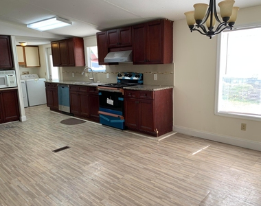 10629 S 228th Lane - Photo Thumbnail 1