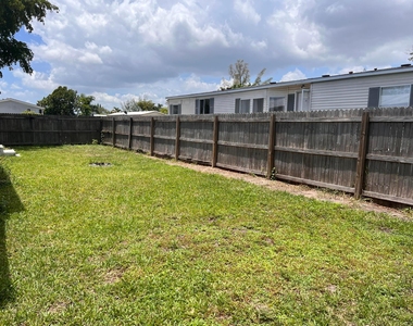 10629 S 228th Lane - Photo Thumbnail 19