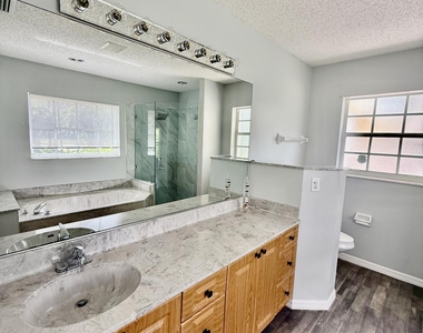 5707 Silver Oak Drive - Photo Thumbnail 5