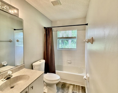 5707 Silver Oak Drive - Photo Thumbnail 19