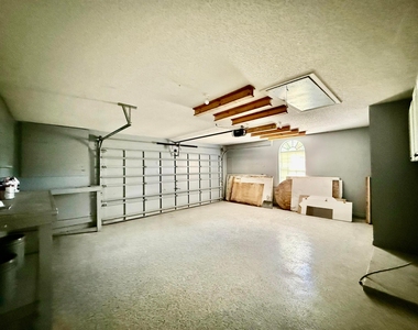 5707 Silver Oak Drive - Photo Thumbnail 22