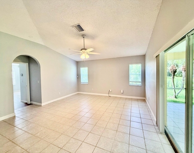 5707 Silver Oak Drive - Photo Thumbnail 8
