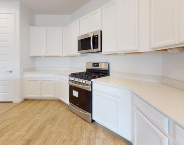9332 W Encinas Lane - Photo Thumbnail 12