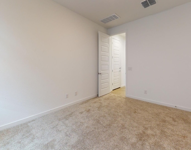 9332 W Encinas Lane - Photo Thumbnail 31