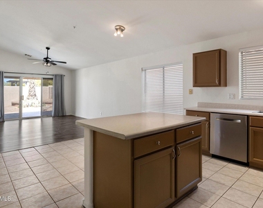 23590 N 73rd Place - Photo Thumbnail 10