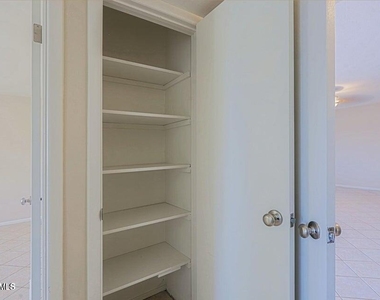 6203 N 12th Place - Photo Thumbnail 20