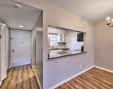 12021 W Greenway Drive - Photo Thumbnail 12