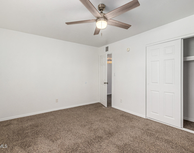 4718 W Orangewood Avenue - Photo Thumbnail 20