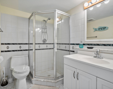 150 Pineview Road - Photo Thumbnail 10