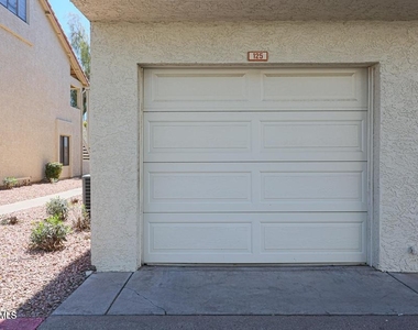 19820 N 13th Avenue - Photo Thumbnail 23