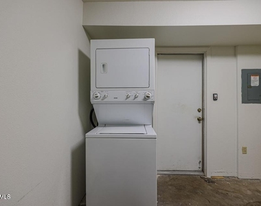 19820 N 13th Avenue - Photo Thumbnail 22