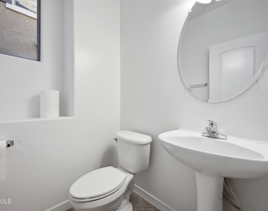 5643 E Alder Avenue - Photo Thumbnail 26