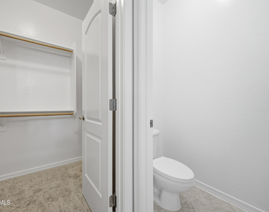 5643 E Alder Avenue - Photo Thumbnail 21
