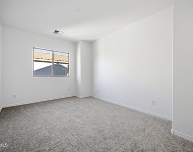 5643 E Alder Avenue - Photo Thumbnail 28