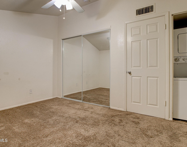 7550 N 12th Street - Photo Thumbnail 18