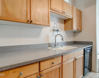 7550 N 12th Street - Photo Thumbnail 13
