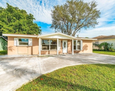 4271 Empress Street - Photo Thumbnail 1