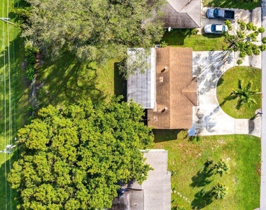 4271 Empress Street - Photo Thumbnail 27