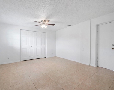 4271 Empress Street - Photo Thumbnail 19