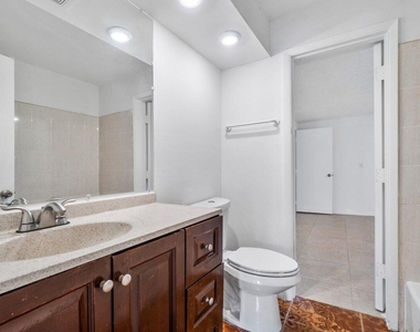 4271 Empress Street - Photo Thumbnail 18